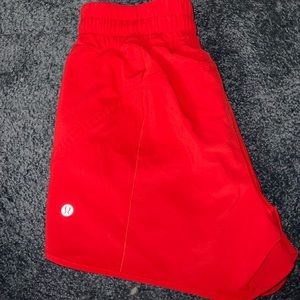 Womens size 6 track that 5in lululemon shorts